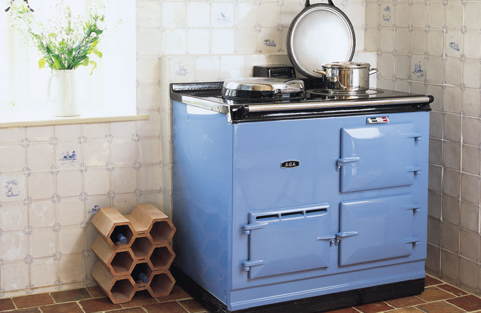 печь AGA с двумя духовками