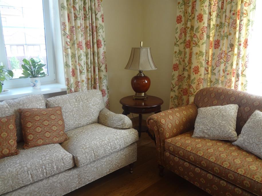 средиземноморский стиль в интерьере гостиной